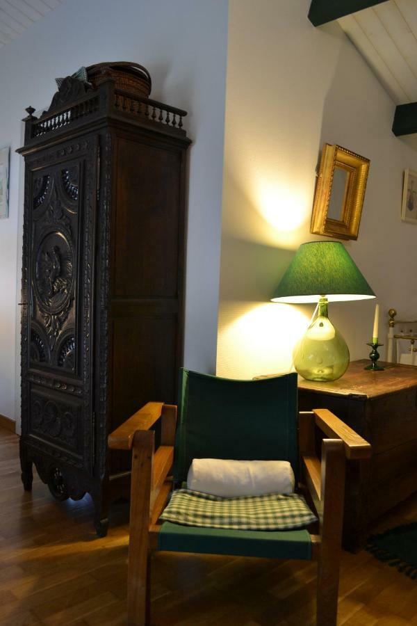 Le Petit Massigny Bed & Breakfast Les Velluire-sur-Vendee Exterior photo